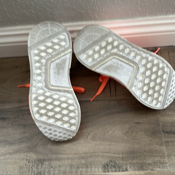 Adidas NMD R1 - Picture 3 of 3